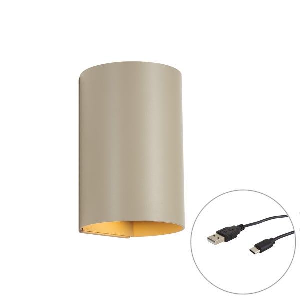 Wandleuchte mit USB Ladekabel, halbrunde Bauform aus Metall für stimmungsvolle Beleuchtung.