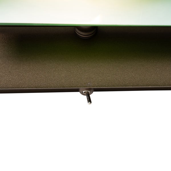 Detailansicht eines Ofens mit Bedienungselement