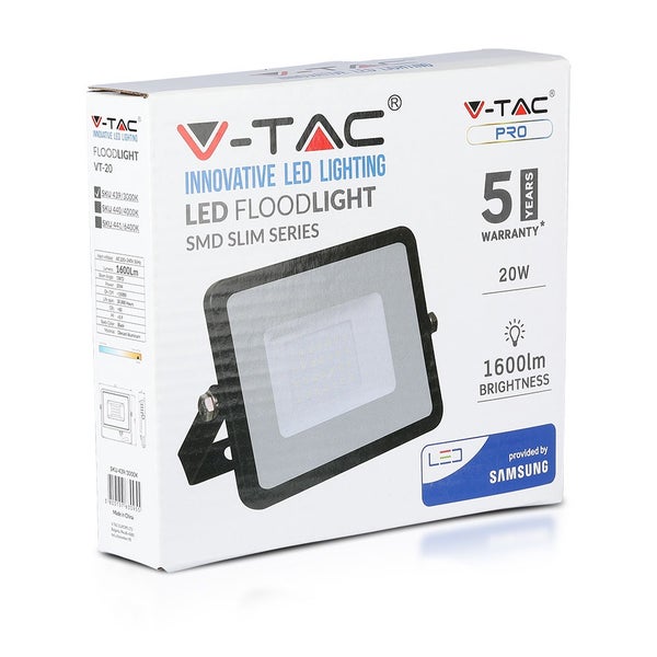 Verpackung eines V-TAC LED-Flutlichtstrahlers mit fünf Jahren Garantie