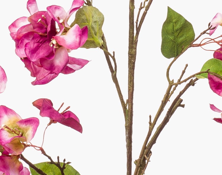 Künstlicher Bougainvillea-Zweig mit rosa Blüten und grünen Blättern.