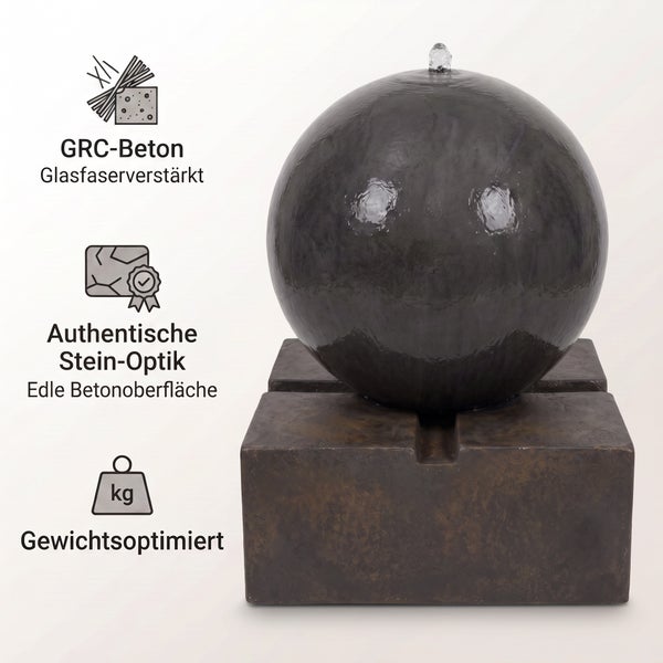 Gartenbrunnen mit Kugel aus glasfaserverstärktem Beton mit Steinoptik auf quadratischem Sockel