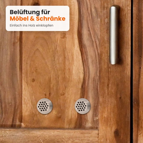 Zwei runde Einlass Lüftungsgitter aus Metall, montiert in einer Holztür eines Schrankes zur Belüftung.