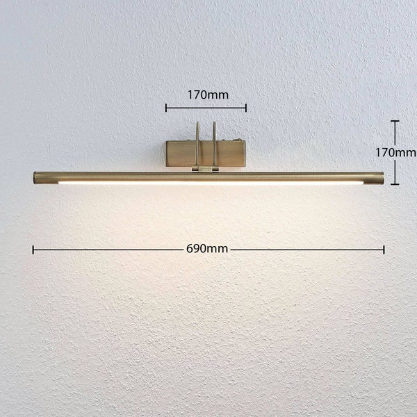 LED-Bilderleuchte aus Messing antik, Breite 690 Millimeter, Ausladung 170 Millimeter, Wandhalterung 170 Millimeter.