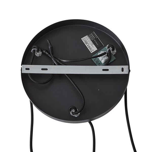 Innenansicht einer Deckenleuchte mit Verkabelung