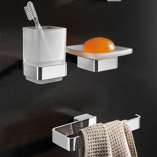 Moderner Zahnbürstenhalter aus Glas und Messing | Senator