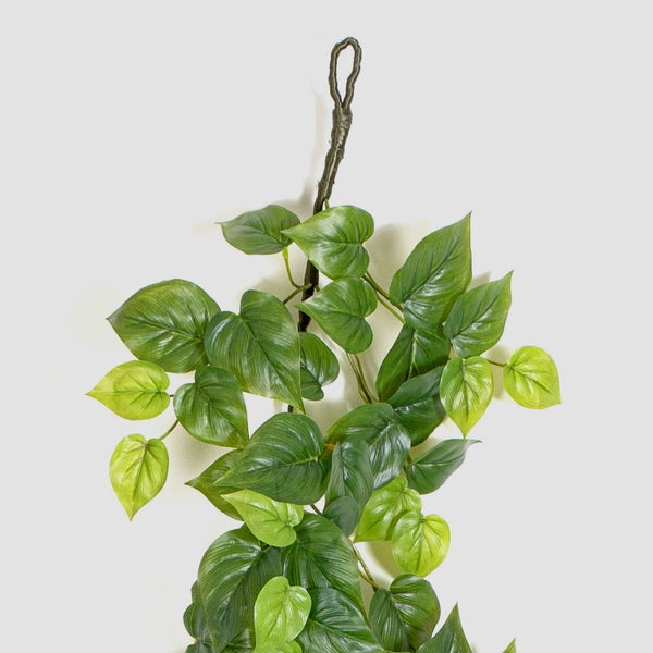 Künstliche Hängepflanze Philodendron mit grünen Blättern und Aufhängeschlaufe