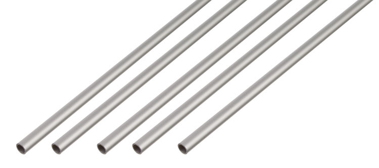 Fünf runde Aluminiumrohre zur vielseitigen Verwendung in Heimwerkerprojekten