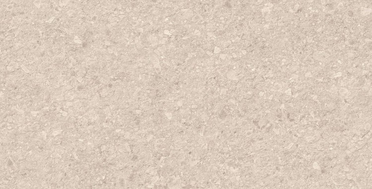 Feinsteinzeugfliese mit Natursteinoptik und strukturierter Oberfläche.
