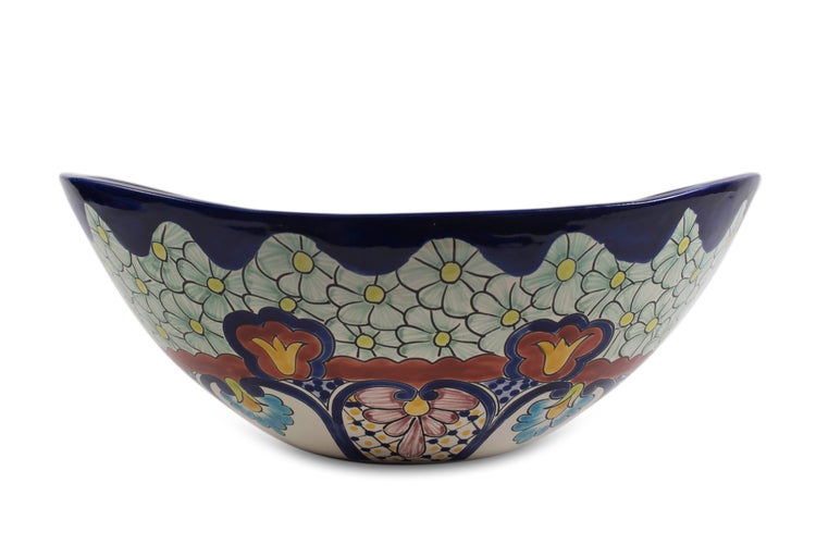 Keramikschale mit Blumenmuster