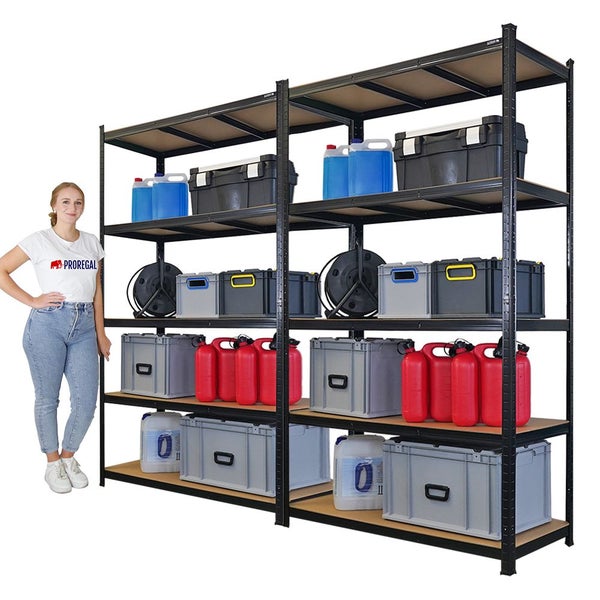 Schwarzes Schwerlastregal mit fünf Regalböden, beladen mit Werkzeugkisten und Kanistern