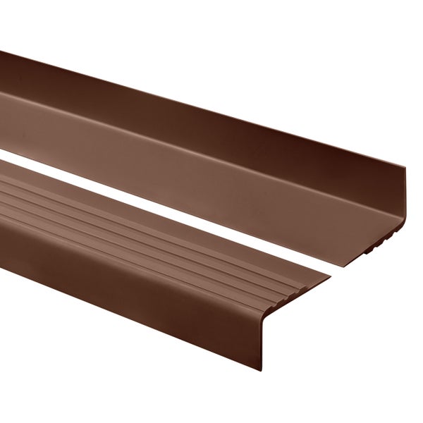 PVC-Treppenkantenprofil für 2 Millimeter Bodenbeläge, strapazierfähig und pflegeleicht auf Treppenstufen. Q Logo und RM Logo.