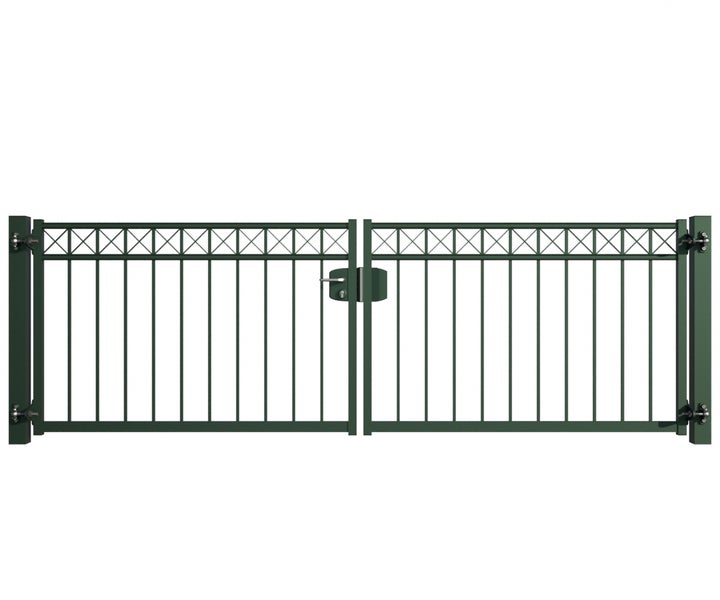 Doppeltor aus Metall mit Schloss