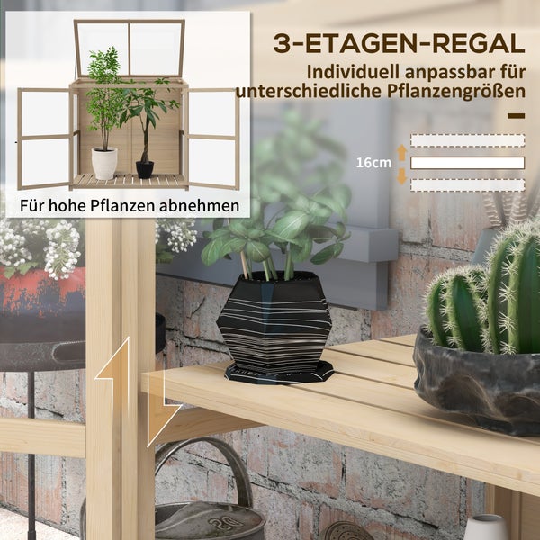 Badezimmer mit Waschtischunterschrank, Aufsatzwaschbecken, Spiegel und Badaccessoires