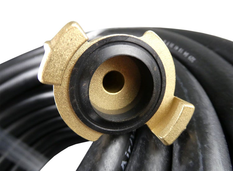 Detailansicht eines Druckluftschlauchs mit Anschlussstück