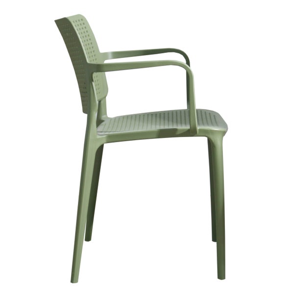 Moderner olivgrüner Gartenstuhl mit Armlehnen und Lochmuster an Rückenlehne und Sitzfläche, aus Kunststoff.
