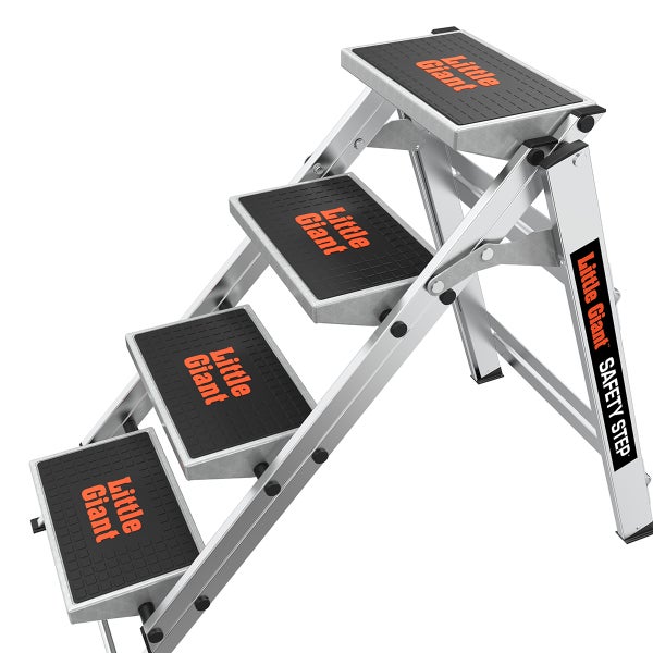 Little Giant Safety Step Klapptritt mit drei Stufen aus Aluminium für sicheren Halt im Haushalt.