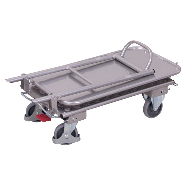 Zusammengeklappter Transportwagen aus Metall mit Rädern für den Transport