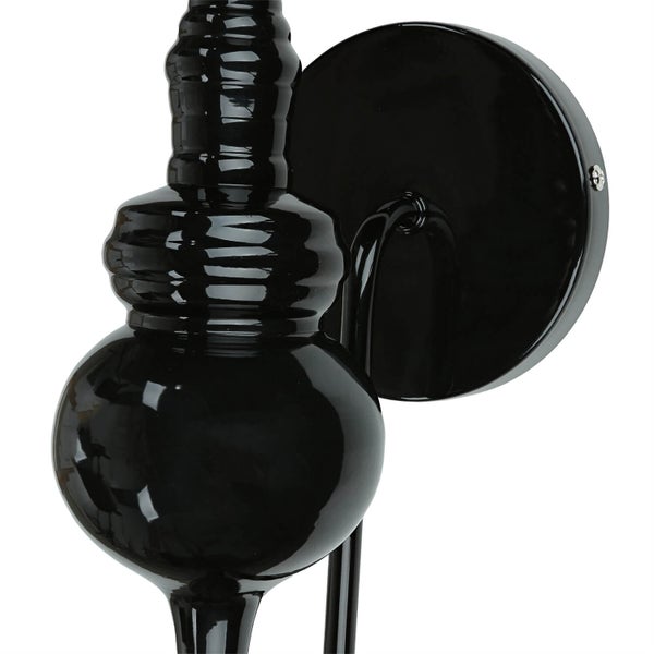 Schwarze Wandleuchte zur Innenraumbeleuchtung