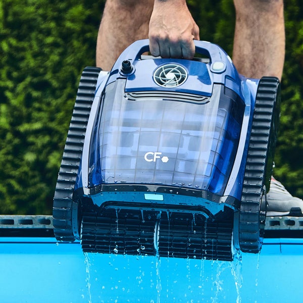 Elektrischer Poolroboter CF 600, vollautomatisch mit Fernsteuerung bis<br />zu 200m²