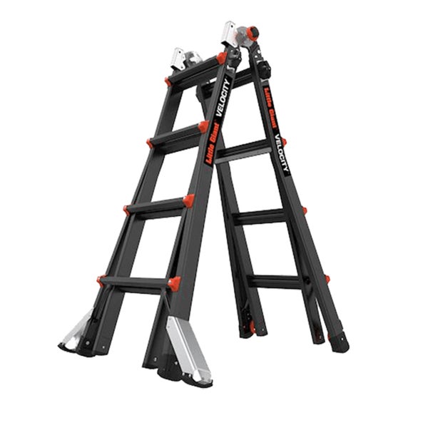 Little Giant Velocity Mehrzweckleiter aus Aluminium in Schwarz mit Teleskopfunktion und Rollen, aufgestellt als Stehleiter.