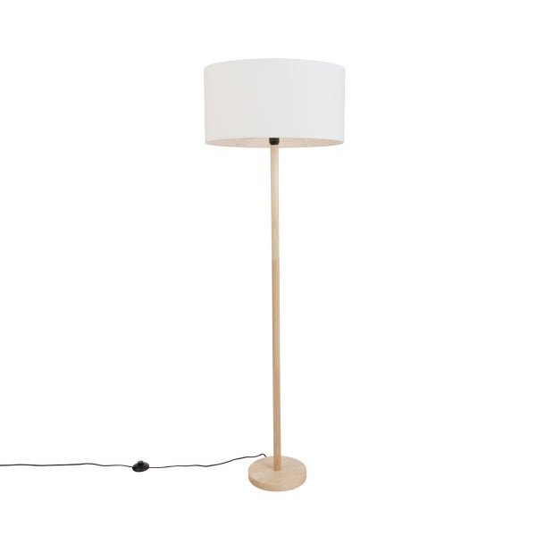 Moderne Stehlampe mit rundem Lampenschirm und Lampenfuß aus Holz