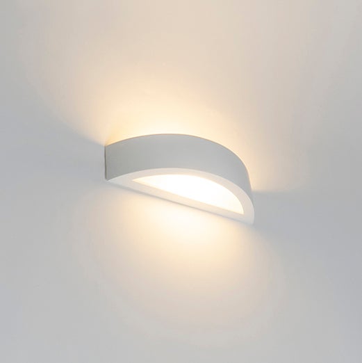 Halbrunde Wandleuchte zur Innenbeleuchtung