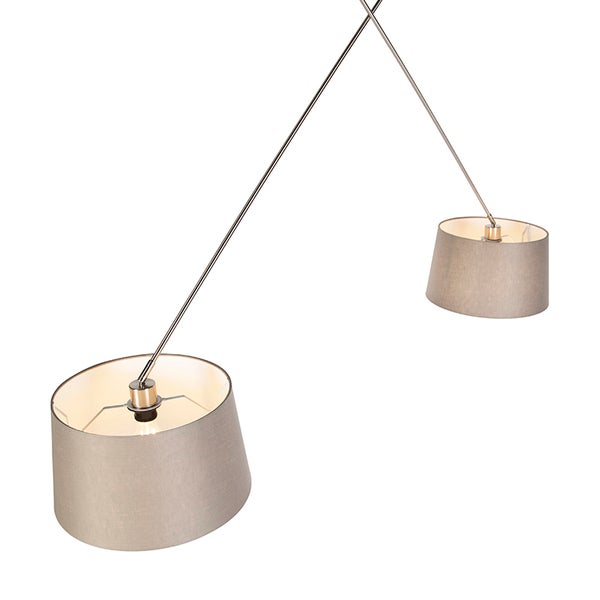 Zweiflammige Pendelleuchte mit gekreuztem Metallgestell und grauen Textilschirmen.