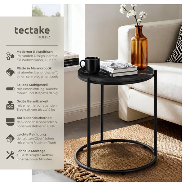 tectake home Logo. Moderner runder Beistelltisch mit schwarzer Platte in Marmoroptik und Stahlgestell in einem hellen Wohnzimmer.
