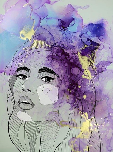 Modernes Wandbild mit einer Linienzeichnung eines Gesichts und abstrakten flüssigen Mustern in Violett und Gold.