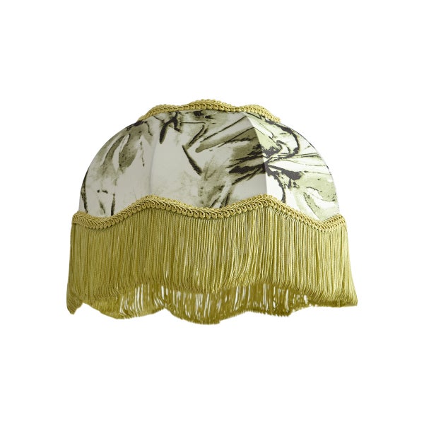 Grüner Lampenschirm aus Textil mit floralem Muster und langen Fransen.