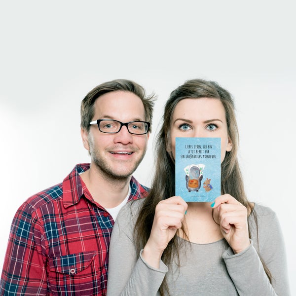 Mr. & Mrs. Panda Postkarte Pinguin & Maus Wanderer - Eisblau
