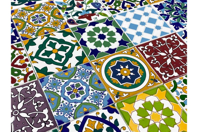 Mosaikfliesen mit verschiedenen Mustern