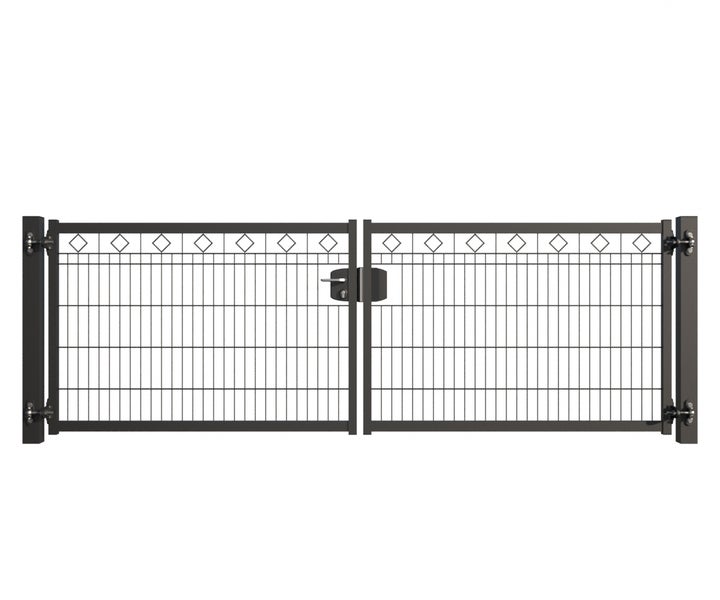 Doppeltor aus Metall mit Riegel und Rautenmuster
