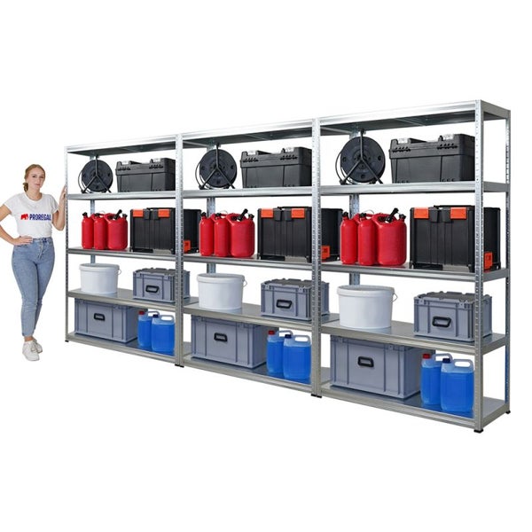 Zwei Metallregale mit fünf Ablagen, jeweils mit Gewichten von 130 Kilogramm belastet.