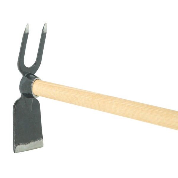 Gartenhacke mit Holstiel und Zinken für die Bodenbearbeitung