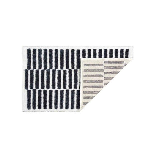 Badteppich mit Streifenmuster