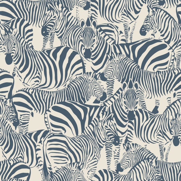 Tapete mit einem Muster aus überlappenden, stilisierten Zebras in Dunkelblau und Creme.