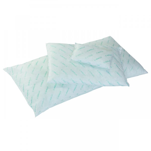 Drei Cirrux Feuchtigkeitskissen auf weißem Grund