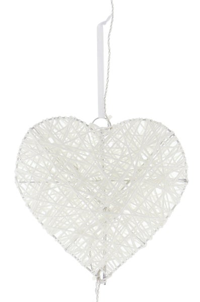 Dekoratives Herz aus Garn zum Aufhängen