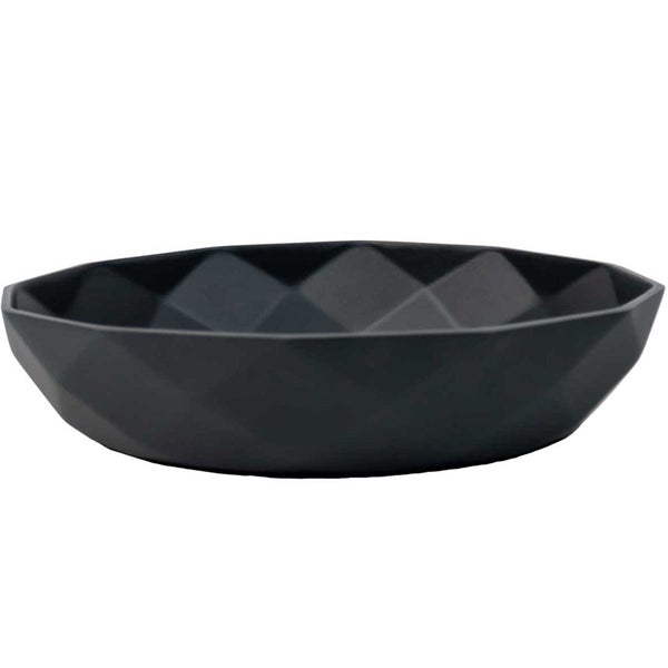 Schwarze Schale mit geometrischem Facettenmuster aus Kunststoff für Pflanzen und Dekoration.