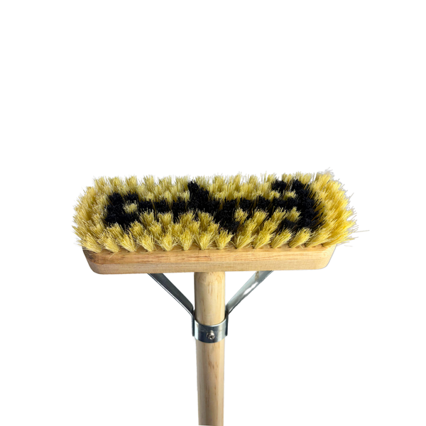 Bürste mit Holzstiel und Borsten