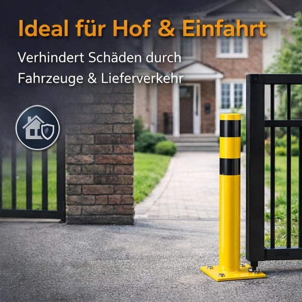 Gelber Absperrpfosten mit schwarzen Streifen vor einem schwarzen Metalltor in einer Einfahrt zum Schutz vor Fahrzeugschäden.