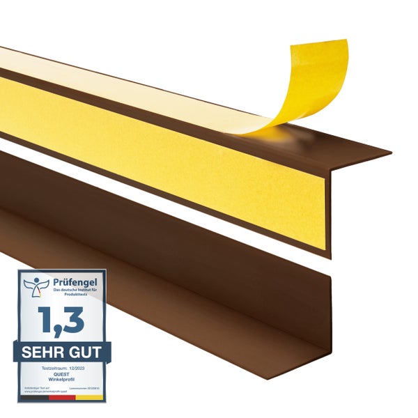 Braunes Winkelprofil mit Schutzfolie und Prüfzeichen