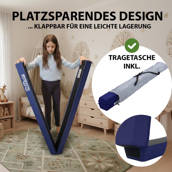 Klappbarer Schwebebalken für Kinder mit Trutzholm Logo, platzsparendes Design inklusive Tragetasche in einem hellen Kinderzimmer.