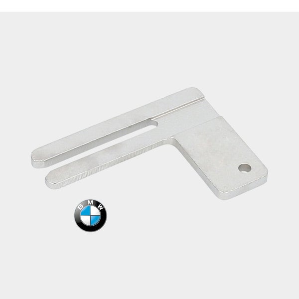 BMW Logo und ein Montage Werkzeug aus Metall