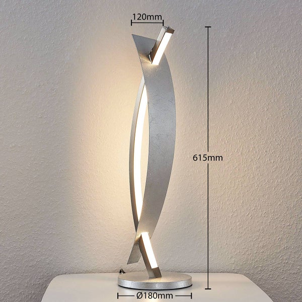 Moderne LED-Tischleuchte mit geschwungenem Design, Höhe 615 Millimeter, Breite 120 Millimeter, Standfuß Durchmesser 180 Millimeter.
