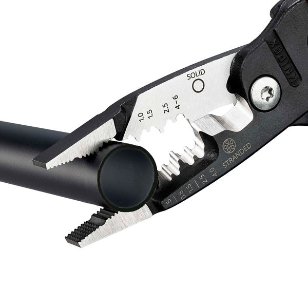 Knipex Multifunktions-Elektrikerzange metrisches Modell mit Kunststoff überzogen schwarz atramentiert 200 mm - 1371200ME