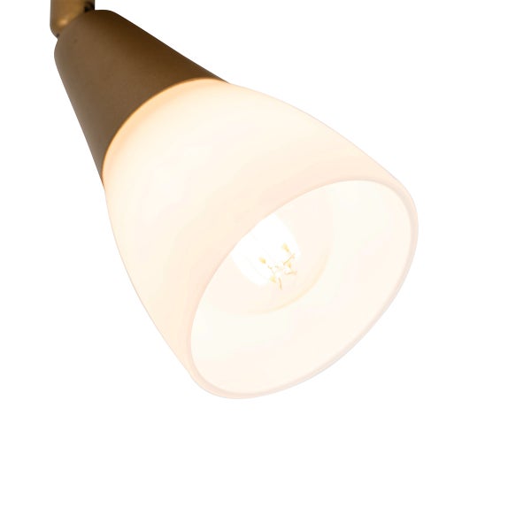 Detailaufnahme einer Deckenleuchte mit Lampenschirm