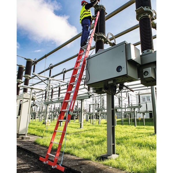 Günzburger Steigtechnik Sprossen-Schiebeleiter 2tlg. GFK/Alu mit Standard-Traverse 2 x 8 Sprossen - 035508