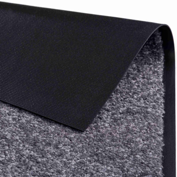 Fußmatte mit Textiloberfläche und rutschfester Rückseite